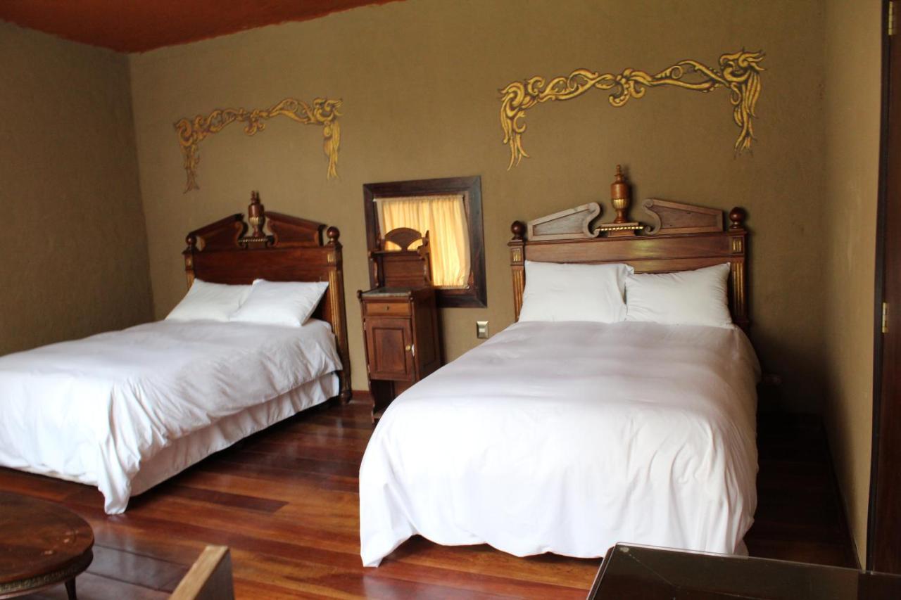 De Sol Y Barro Moche Lodge